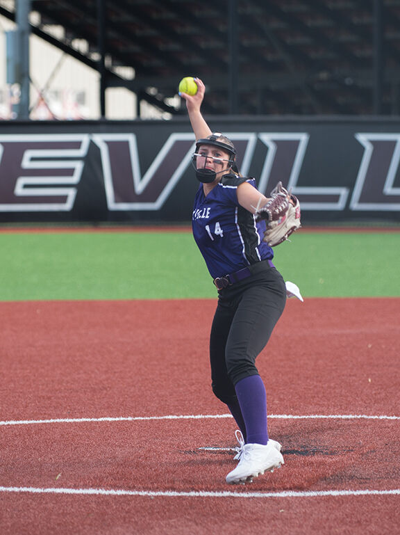 4-19 pville ford pitching 2.jpg